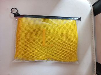 Filet de bain neuf jaune