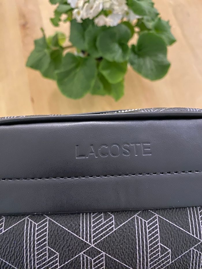 Sacoche Lacoste - photo numéro 7
