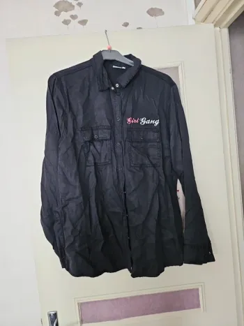 Chemise noire location paris