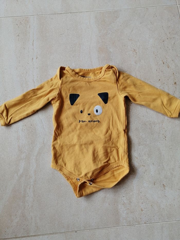 Bodie jaune verbaudet, taille 6 mois