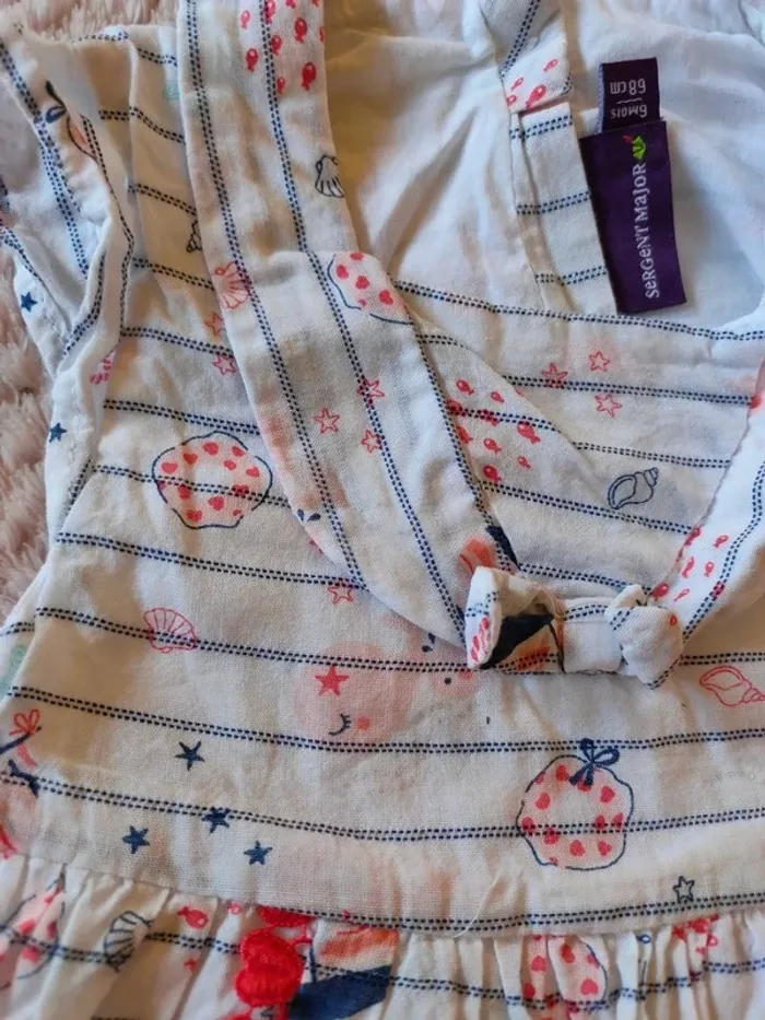 Robe sergent major 6 mois neuve - photo numéro 2