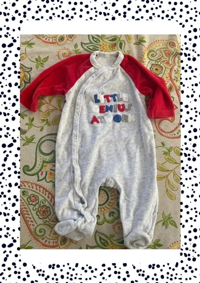 Lot de pyjamas taille 6 mois - photo numéro 4