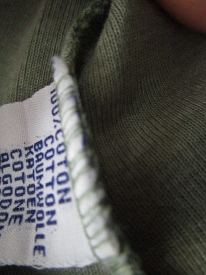 T-shirt vintage brodé 40 TBE - photo numéro 9