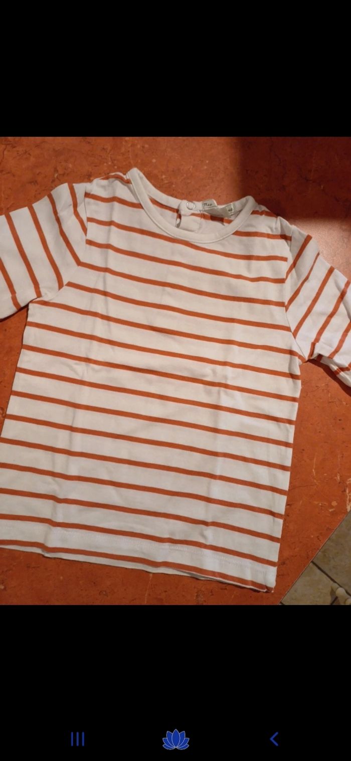 T.shirt garçon taille 24 mois