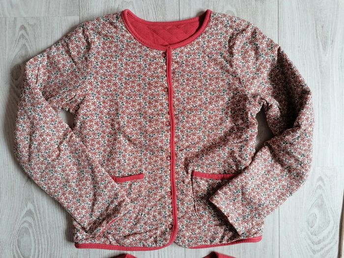 Ensemble Sergent Major Sur les routes de Dordogne
Veste et tee shirt 10 ans
Legging 8/9 ans - photo numéro 2