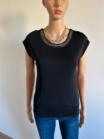 Blouse noire avec dentelle LolaLiza taille 36 jamais portée