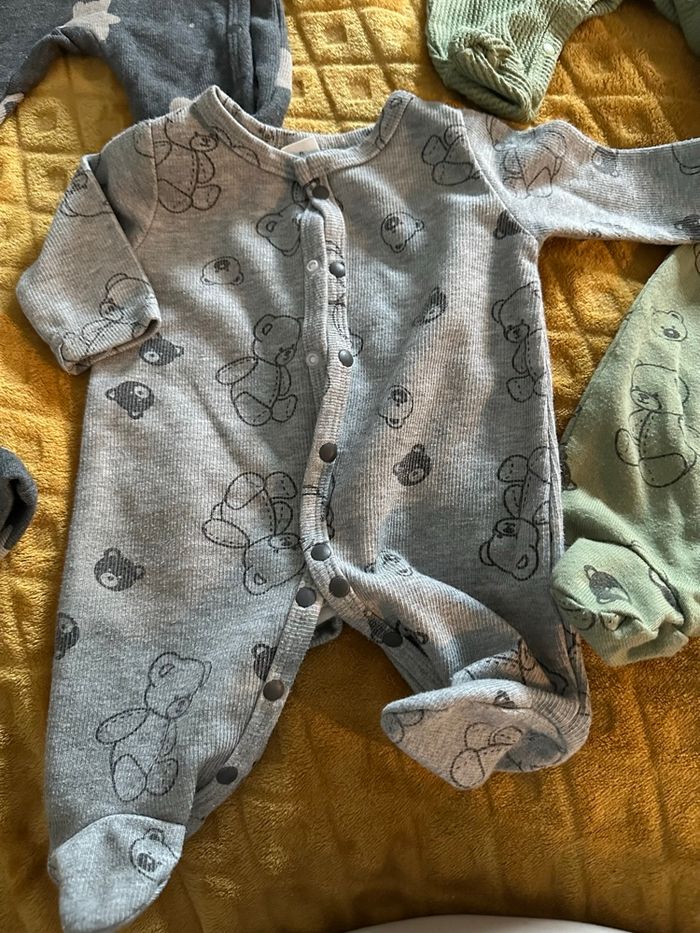 Lots ensemble bébé - photo numéro 4