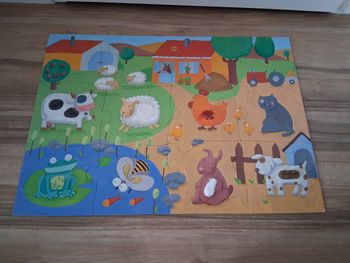 Puzzle géant tactilo de djeco