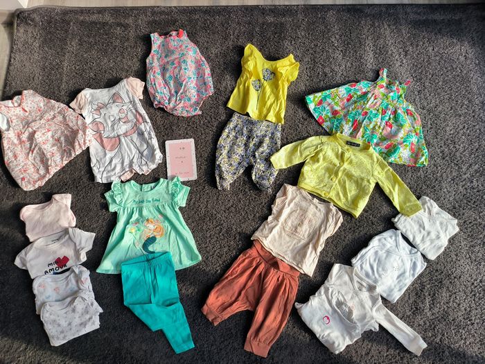 Lot vêtements 3 mois - photo numéro 4