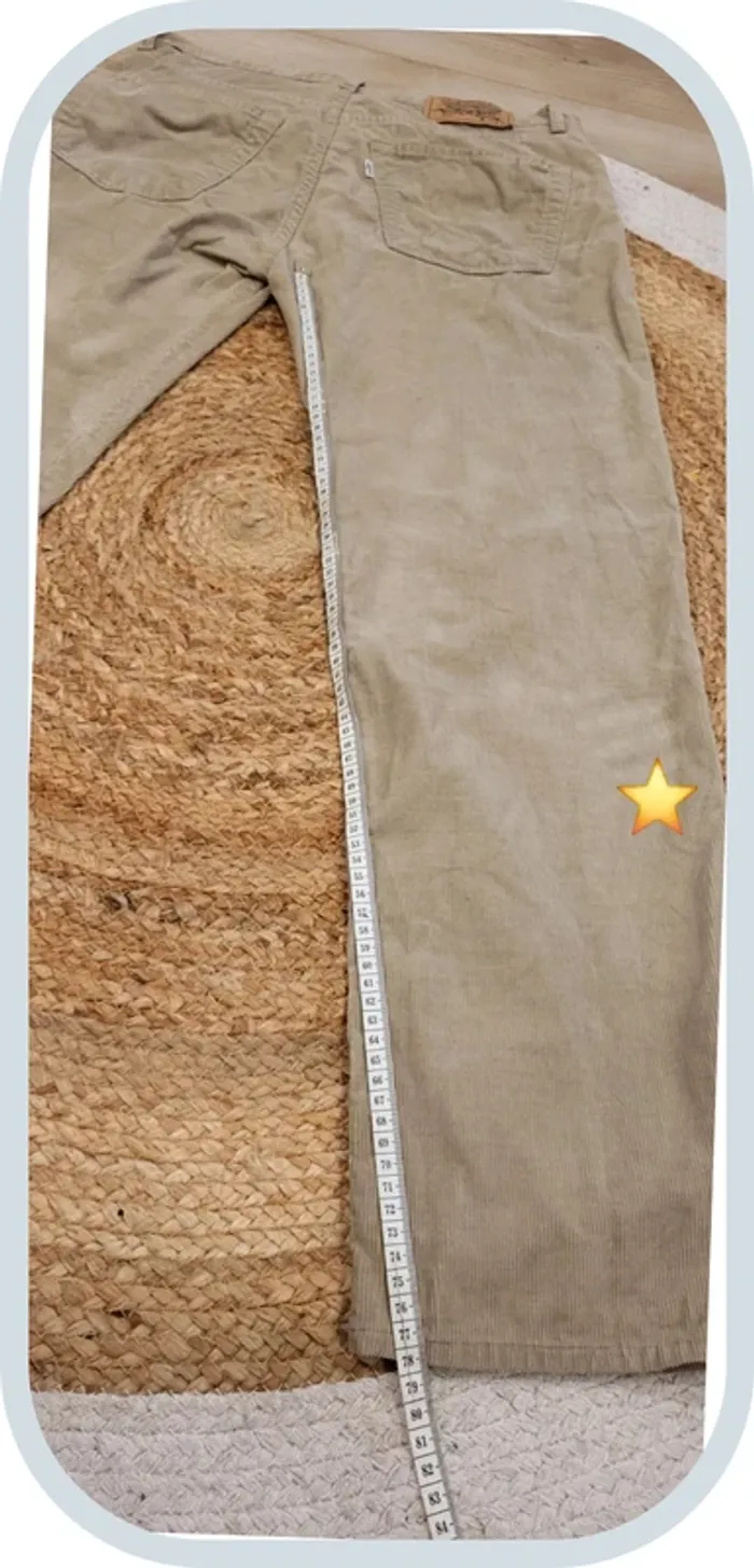 Jean Levi's 551 – Coupe droite vintage – Beige/ Kaki clair - Très bon état - Taille 38/40 - photo numéro 11
