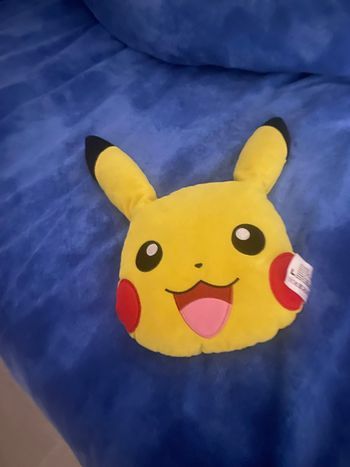 Coussin pikachu