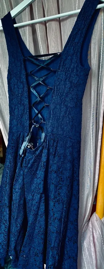 # magnifique robe bleue marine #