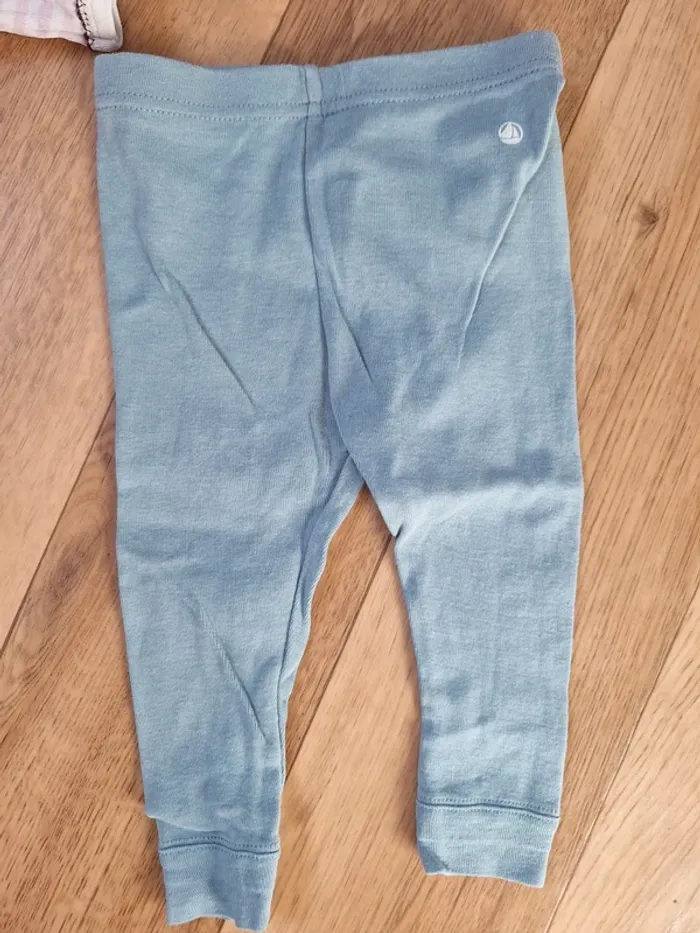 Ensemble bodie + legging PetitBateau en 6mois - photo numéro 6