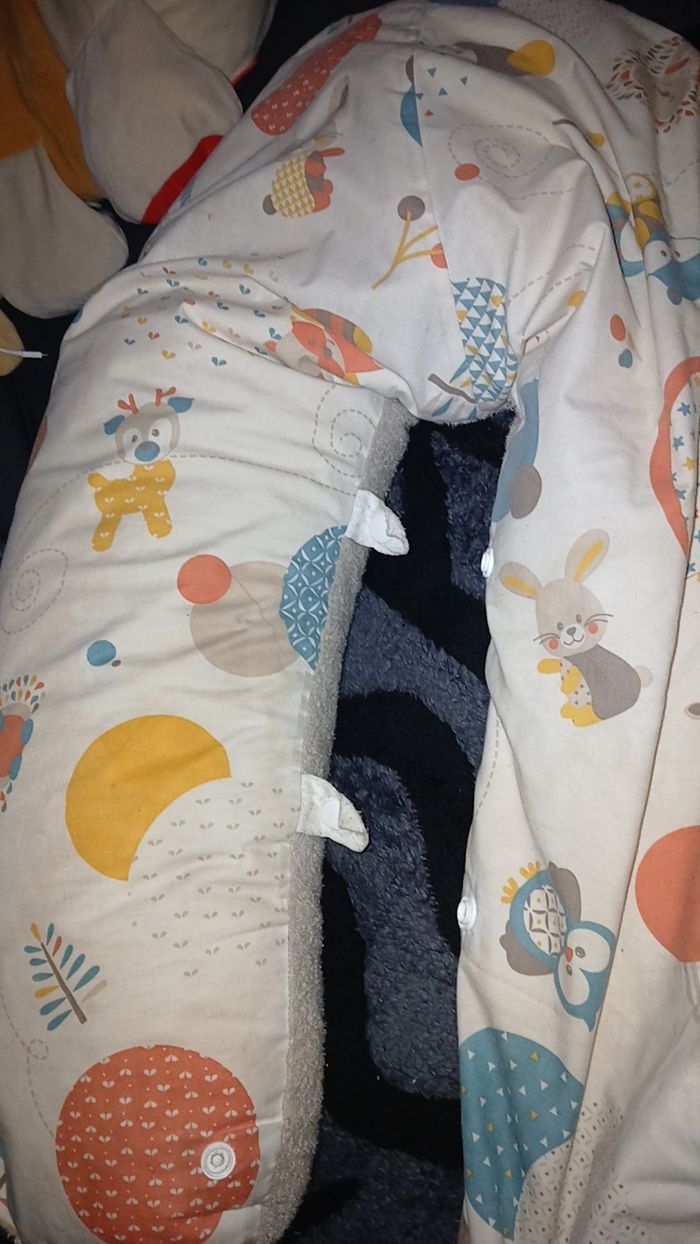 Coussin d'allaitement tineo multi usage - photo numéro 3