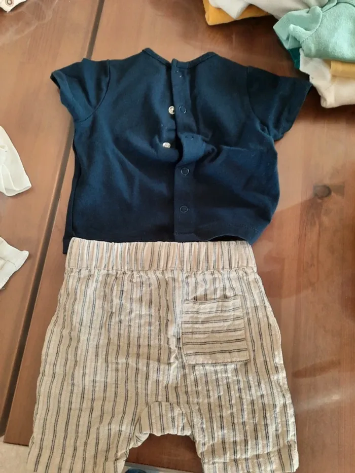 1 mois mixte - photo numéro 2