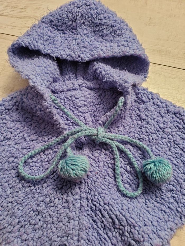 Poncho laine mixte fait main 3-6mois - photo numéro 2