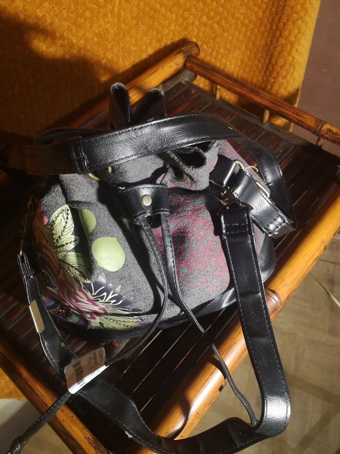 Sac à main desigual