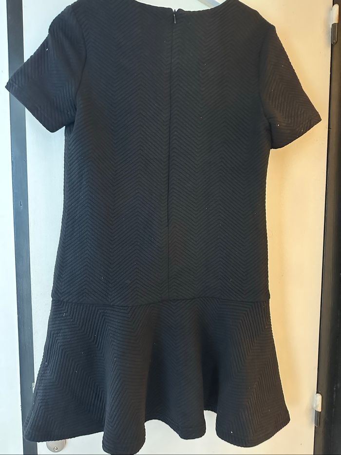 Robe tunique noire bec bijoux de col - photo numéro 3