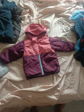 Blouson de ski neige impermeable et polaire a l interieur neuf jamais porter wedze