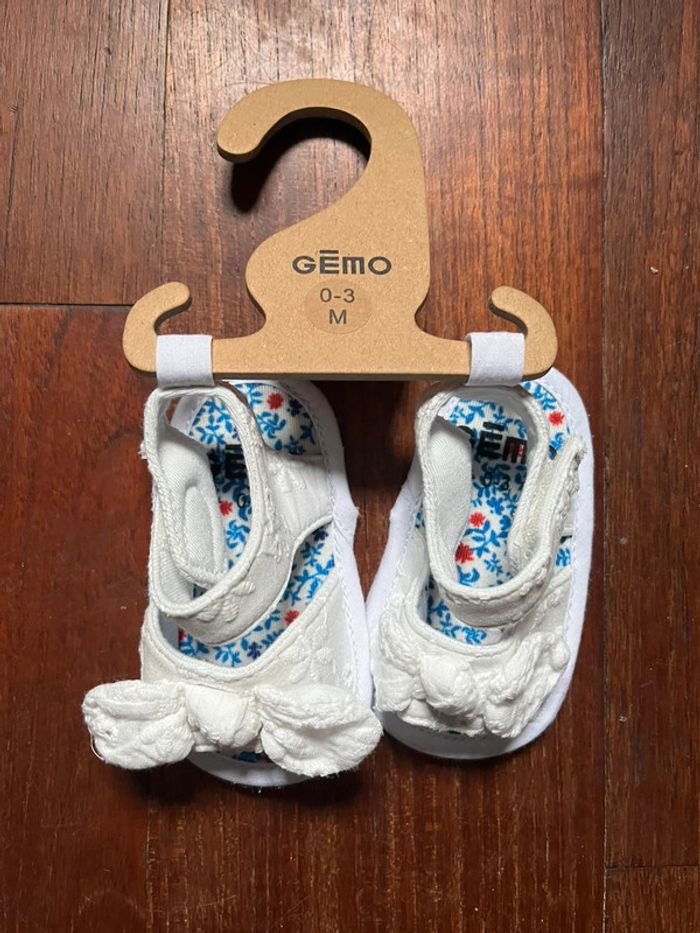 Sandales blanche bébé fille Gémo - photo numéro 2