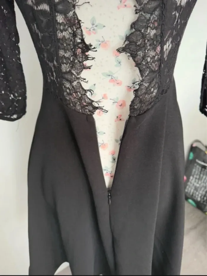 Superbe robe noire dentelle patineuse taille M - photo numéro 9