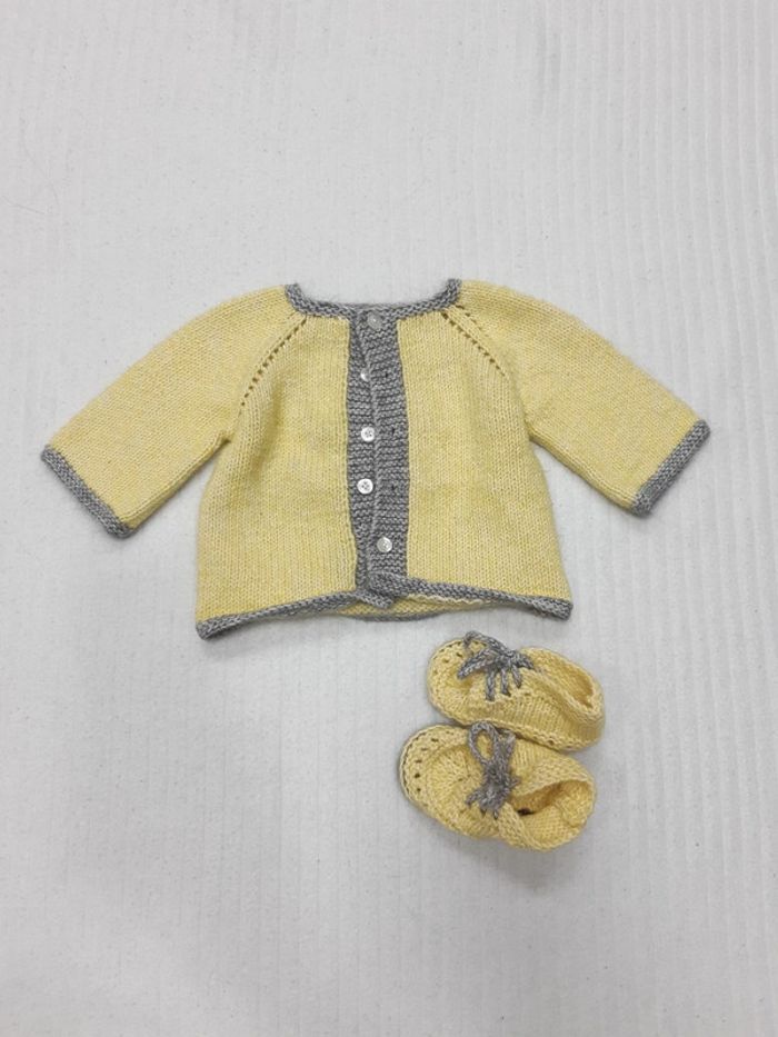 Ensemble tricot gilet et chausson