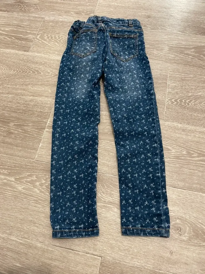 Jean fille LH taille 6 ans à fleurs - photo numéro 3