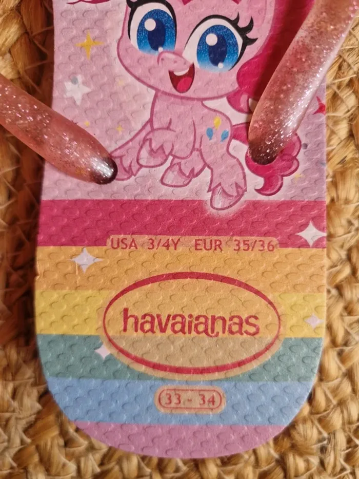 Neuf jolie paire de tong havaianas motif my little pony fille pointure 35 - photo numéro 6