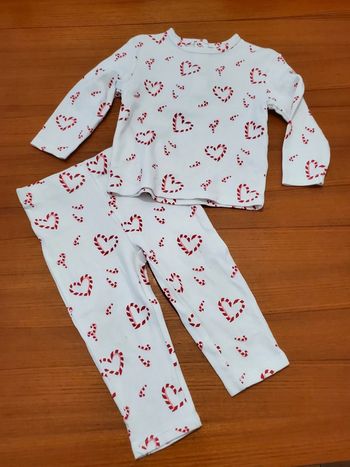 Ensemble ou pyjama motif sucre d'orge 18mois