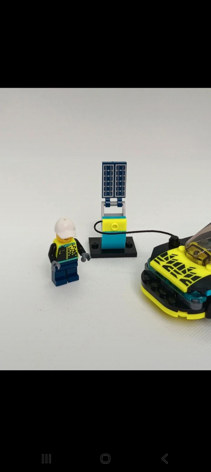 Lego City 60383 Voiture de Sport Électrique
Complet - photo numéro 2