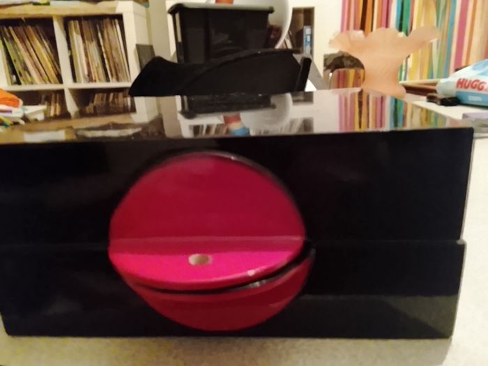 Boîte laquée exotique