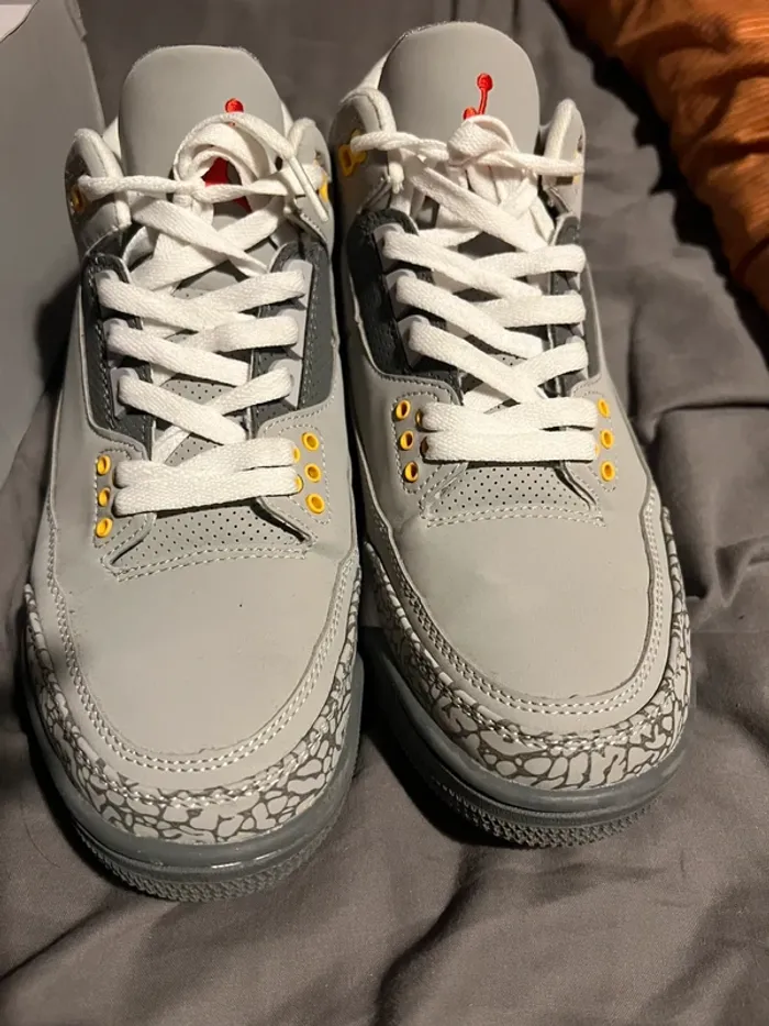Basket Jordan 3 rétro authentique édition limitée rare