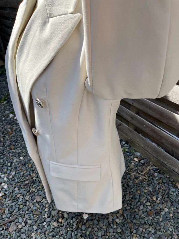 Blazer crème Primark taille L - photo numéro 3