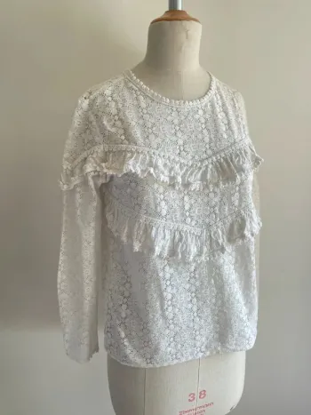 Blouse blanche en dentelle Sézane – taille 36
