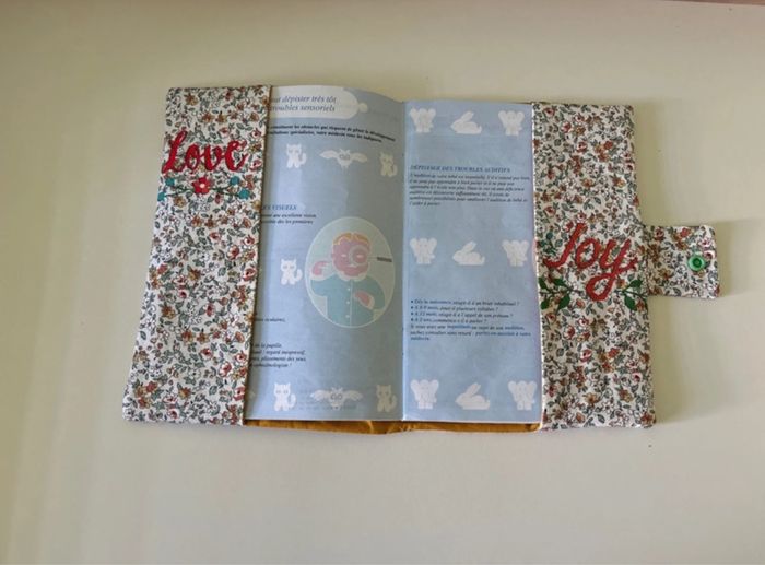 Protège carnet de santé thème floral - photo numéro 5