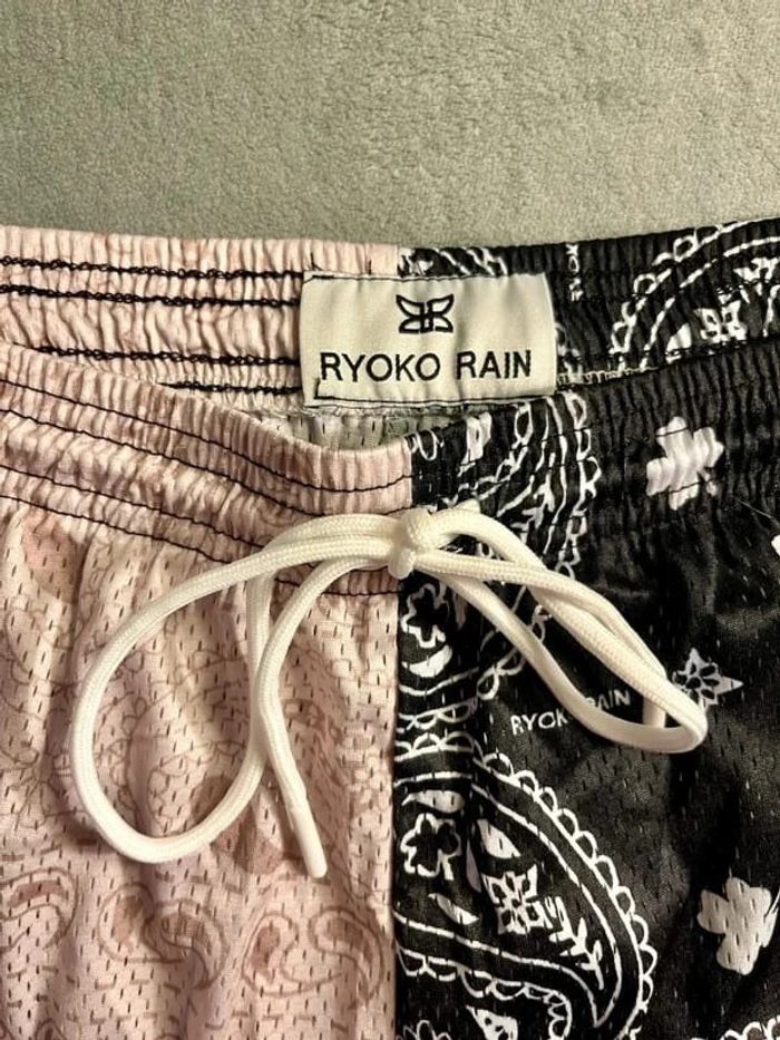 Short en mesh motif bandana noir et blanc Ryoko Rain California Style – Taille L - photo numéro 3