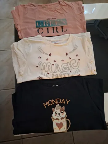Lot vêtements fille 4 ans 1 TAO 2 kiabi