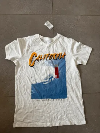 T-shirt Primark 11-12 ans, neuf avec étiquette,