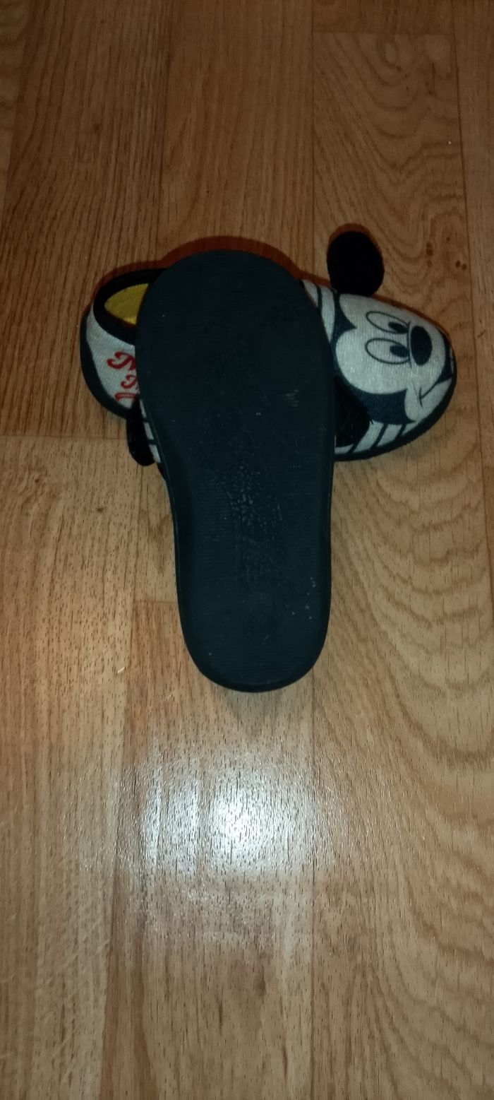 Pantoufles mickey - photo numéro 3