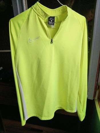 Haut nike 15/16 ans