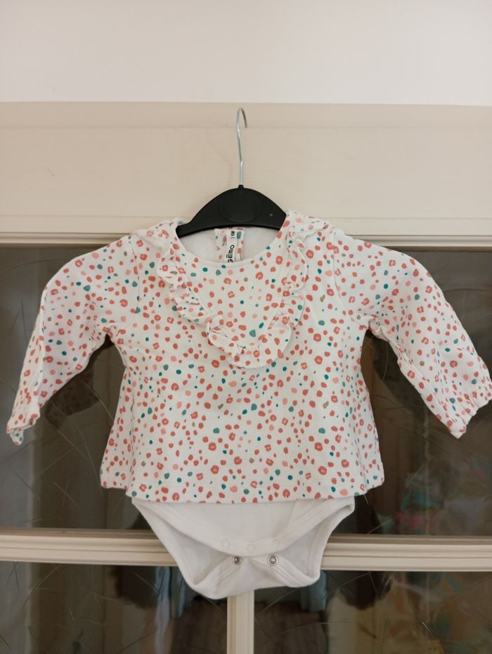 Haut avec body intégré