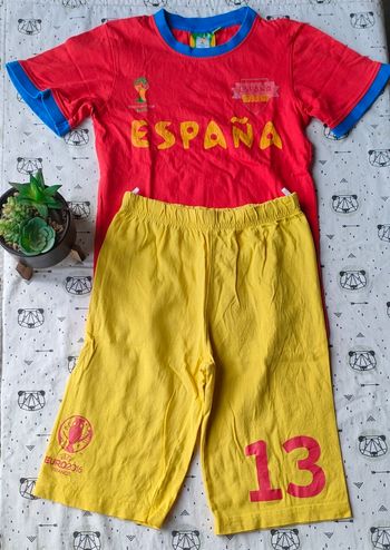 Pyjama Espagne taille 8 ans