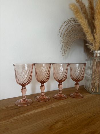 Vintage lot de 4 verres à vin Luminarc Rosaline