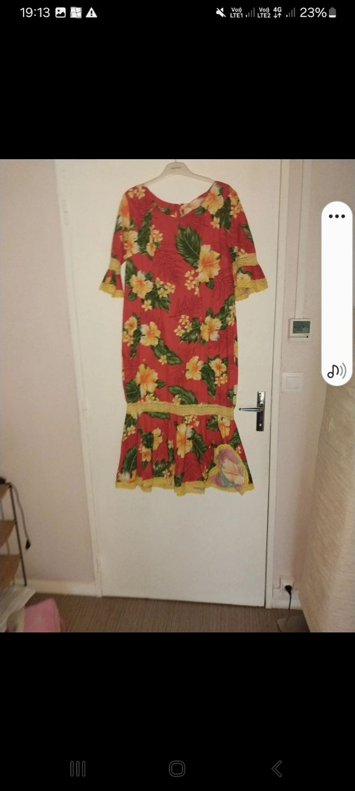 Jolie robe africaine - photo numéro 3