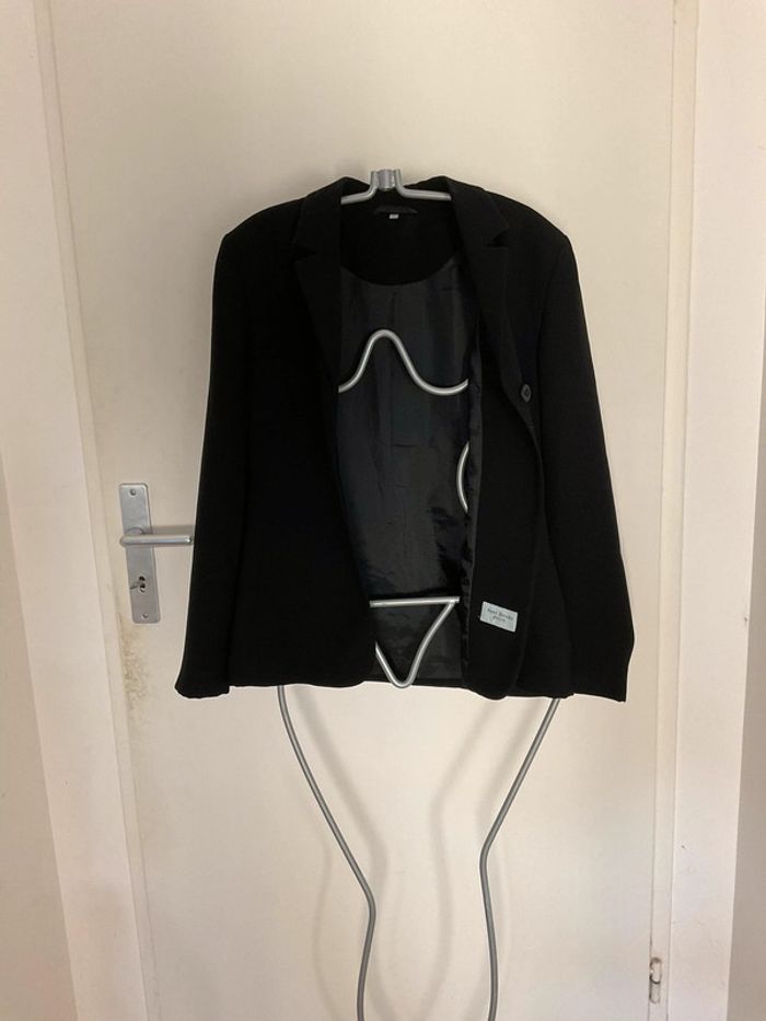 Veste tailleur noire - photo numéro 2