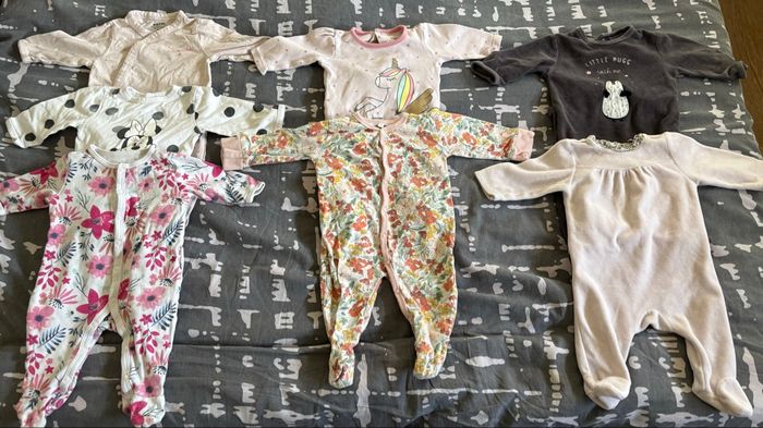 Lot vêtements fille printemps/été 3 Mois - photo numéro 2