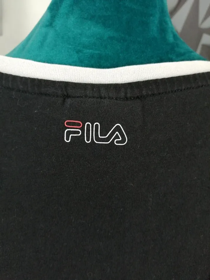 Tee-shirt noir avec bande rose clair et blanche / fila / (XL) - photo numéro 2