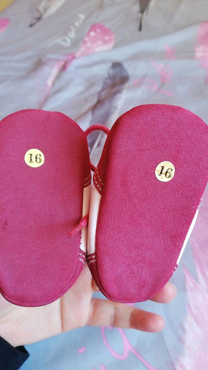 Chaussures T 16 - photo numéro 4
