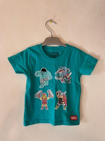 T-shirt Marvel bébé 💙🦸‍♂️ 12/18 mois – Avengers style croquis – Super héros