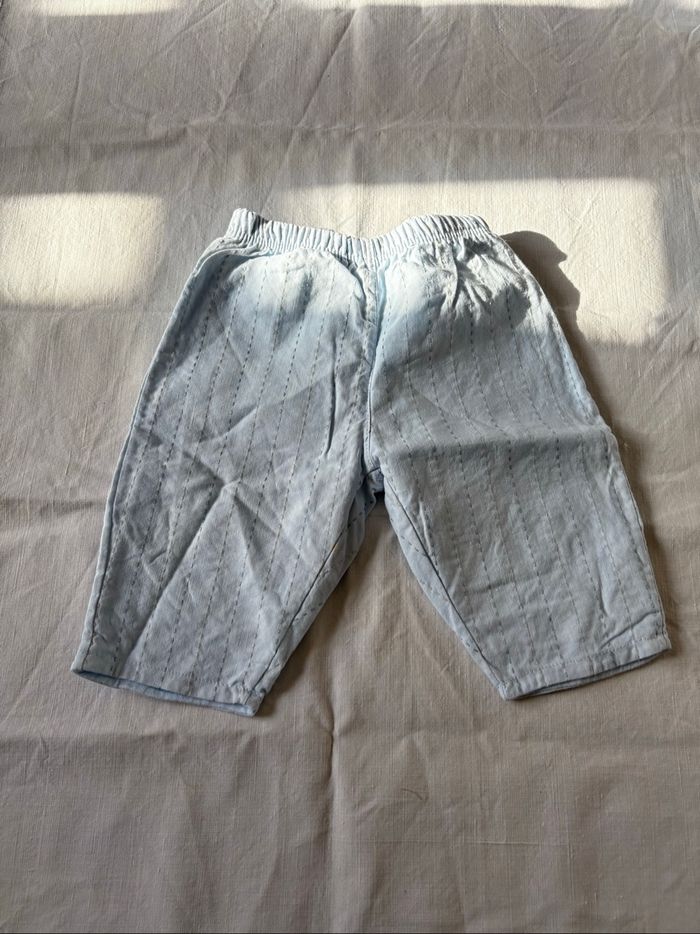 Pantalons et tee-shirts - photo numéro 2
